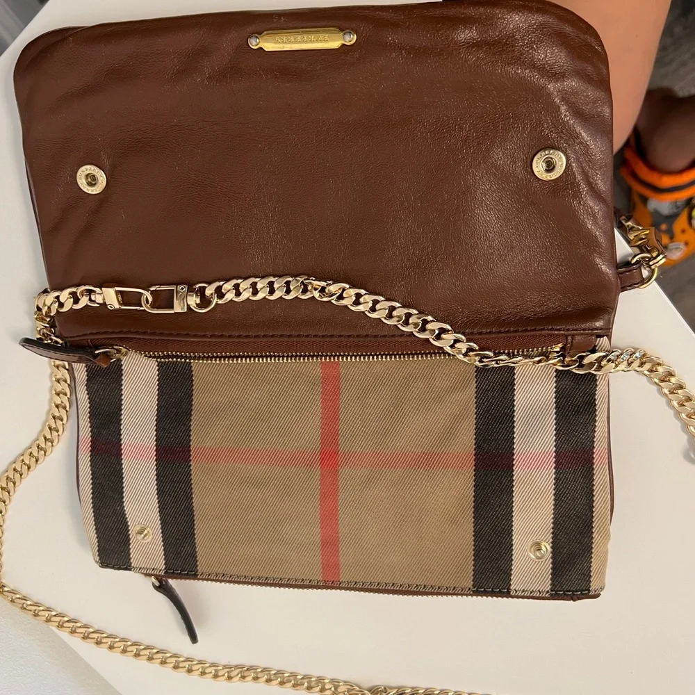 Burberry House Check Bridle Calfskin Adeline Filder Wristlet Clutch/ bag . - Picture 4 of 12